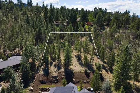 3193 NW Colonial Drive Bend OR 97703