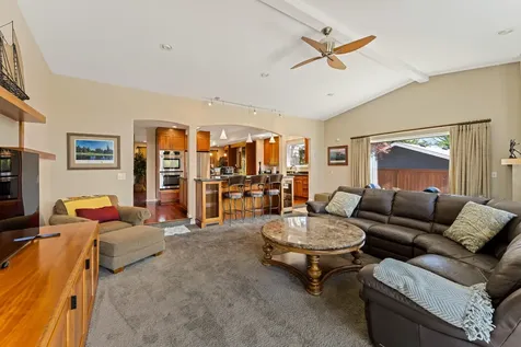 440 NE Royal Drive Grants Pass OR 97526