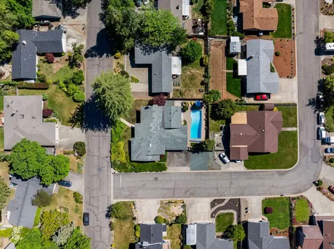 440 NE Royal Drive Grants Pass OR 97526