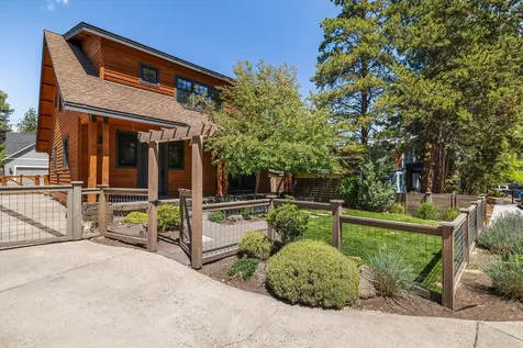 1252 NW Ithaca Avenue Bend OR 97703