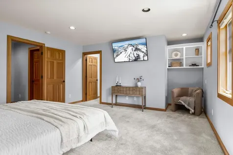 1252 NW Ithaca Avenue Bend OR 97703