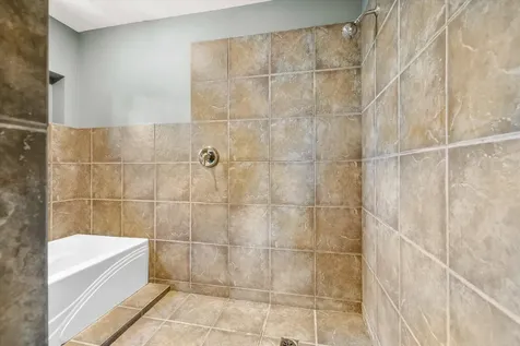 1252 NW Ithaca Avenue Bend OR 97703