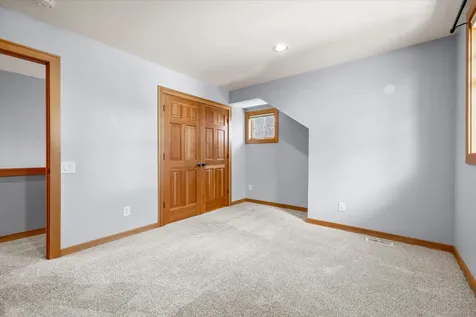 1252 NW Ithaca Avenue Bend OR 97703