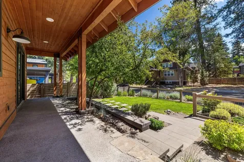 1252 NW Ithaca Avenue Bend OR 97703