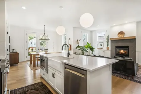 61022 SE Light Peak Drive Bend OR 97702
