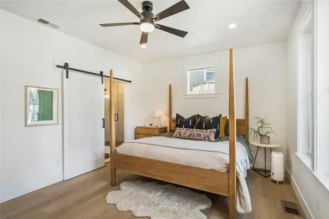 61022 SE Light Peak Drive Bend OR 97702