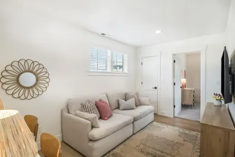 61022 SE Light Peak Drive Bend OR 97702