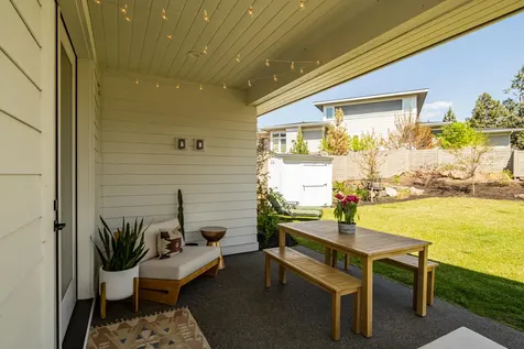 61022 SE Light Peak Drive Bend OR 97702