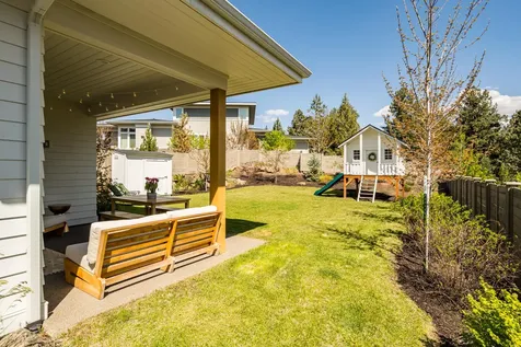 61022 SE Light Peak Drive Bend OR 97702