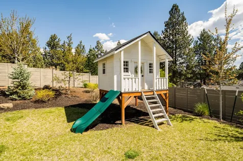 61022 SE Light Peak Drive Bend OR 97702