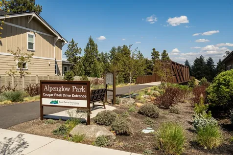 61022 SE Light Peak Drive Bend OR 97702