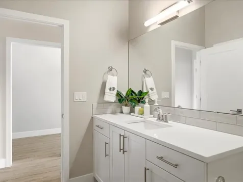 3499 SW 44th Street Redmond OR 97756