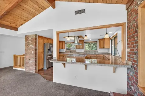 1568 Angelcrest Drive Medford OR 97504