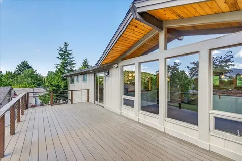 1568 Angelcrest Drive Medford OR 97504