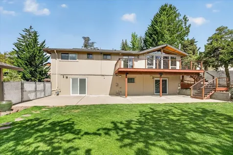 1568 Angelcrest Drive Medford OR 97504