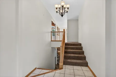 1568 Angelcrest Drive Medford OR 97504