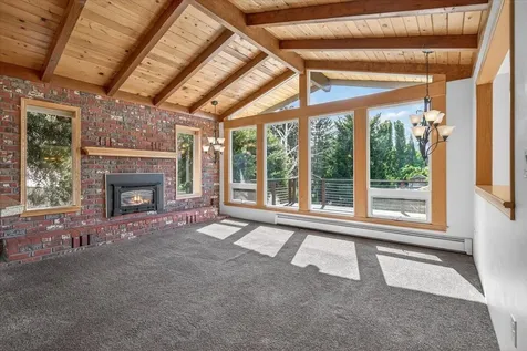 1568 Angelcrest Drive Medford OR 97504