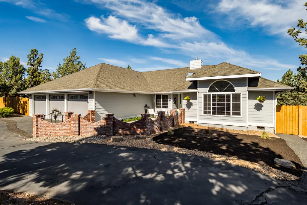 3740 SW 35th Street Redmond OR 97756