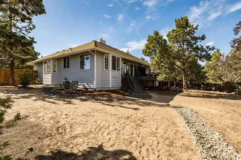 3740 SW 35th Street Redmond OR 97756