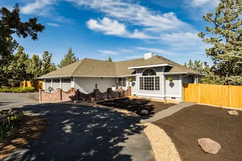 3740 SW 35th Street Redmond OR 97756