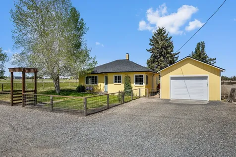 21298 SW Young Avenue Bend OR 97701