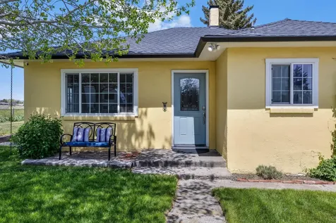 21298 SW Young Avenue Bend OR 97701