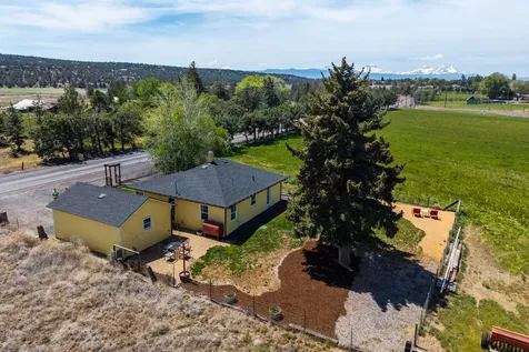 21298 SW Young Avenue Bend OR 97701