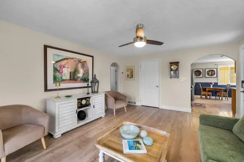 21298 SW Young Avenue Bend OR 97701