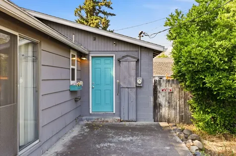 212 Ogara Street Medford OR 97501