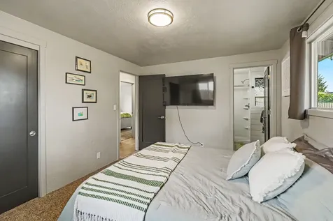 109 Vincent Avenue Central Point OR 97502