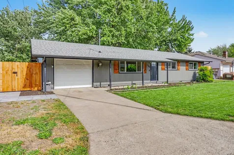 109 Vincent Avenue Central Point OR 97502