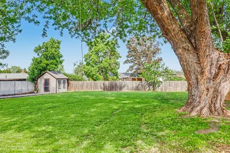 109 Vincent Avenue Central Point OR 97502