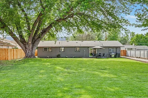 109 Vincent Avenue Central Point OR 97502