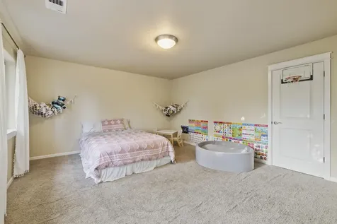 3718 Birddog Drive Klamath Falls OR 97603
