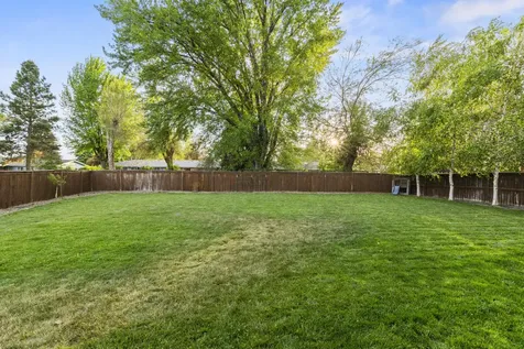 3718 Birddog Drive Klamath Falls OR 97603