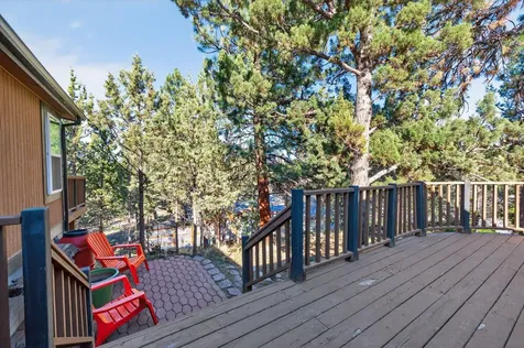 1624 SE Bronzewood Avenue Bend OR 97702