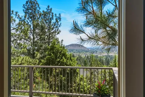 2409 NW Hillpine Court Bend OR 97703