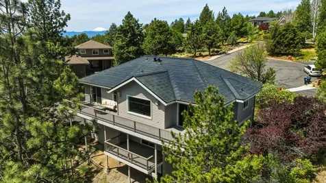 2409 NW Hillpine Court Bend OR 97703