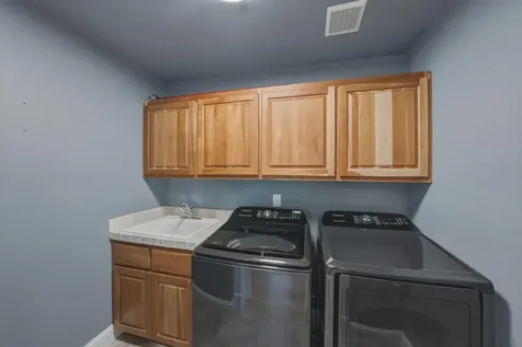 2409 NW Hillpine Court Bend OR 97703