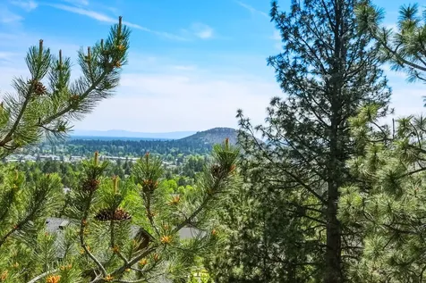 2409 NW Hillpine Court Bend OR 97703