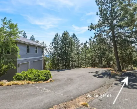 2409 NW Hillpine Court Bend OR 97703