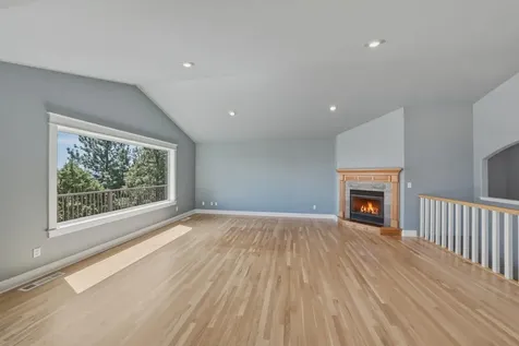 2409 NW Hillpine Court Bend OR 97703