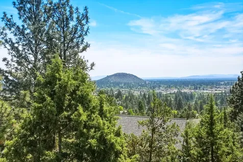 2409 NW Hillpine Court Bend OR 97703