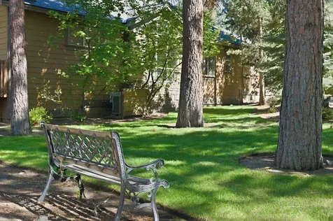 2550 NW Locke Court Bend OR 97703