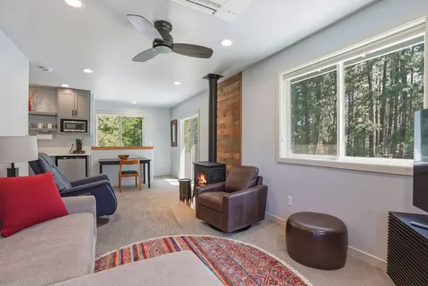 26334 SW Metolius Meadows Drive Camp Sherman OR 97730