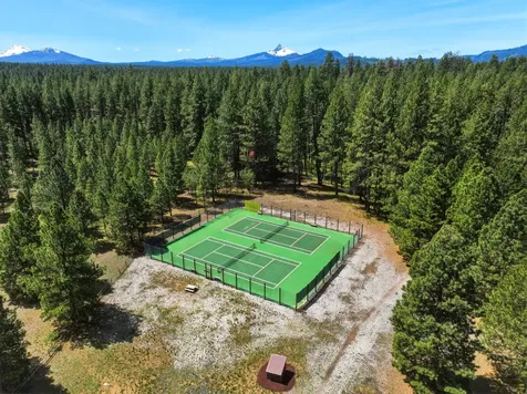 26334 SW Metolius Meadows Drive Camp Sherman OR 97730