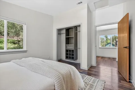 423 Fielder Lane Grants Pass OR 97526