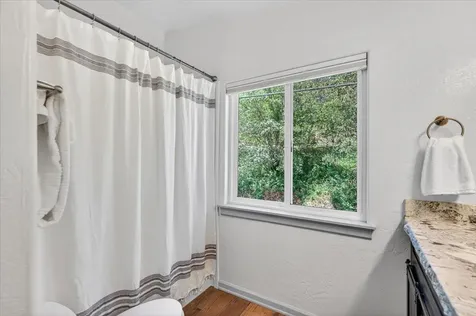 423 Fielder Lane Grants Pass OR 97526
