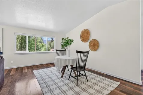 423 Fielder Lane Grants Pass OR 97526
