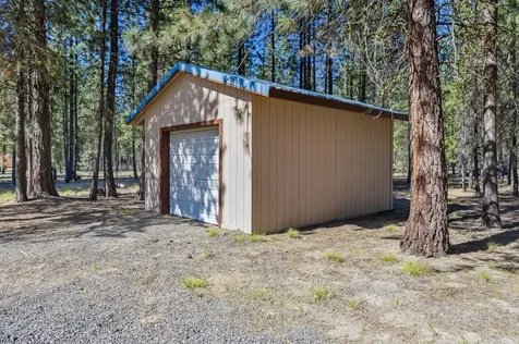 52035 Noble Fir La Pine OR 97739